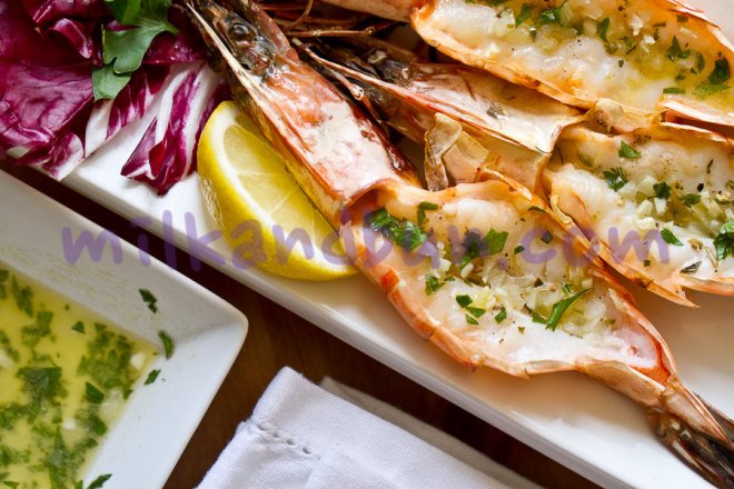 Grilled tiger prawns by milkandbun