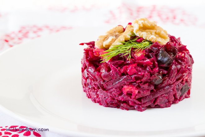 Russian beetroot salad