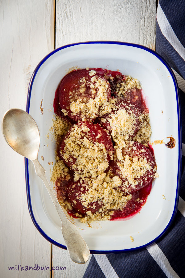 Plum crumble-2