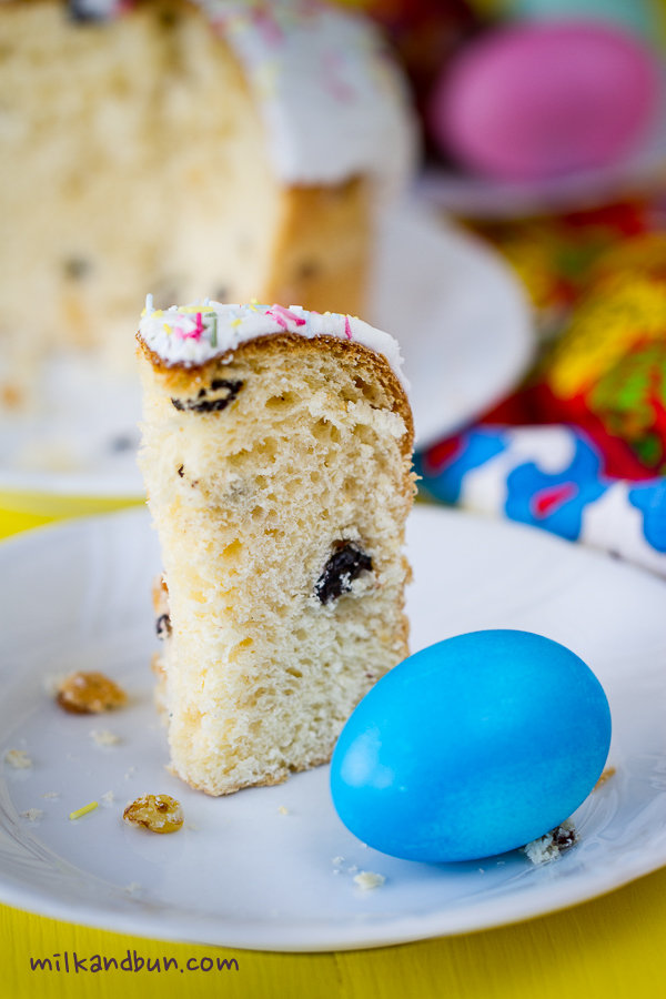 Russian Easter sweet cake -kulich