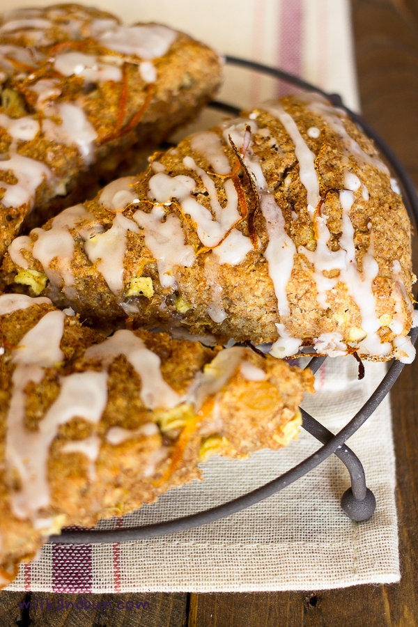 Triangle apple scones